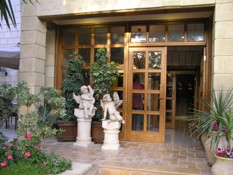 Hisham Hotel Amman Buitenkant foto